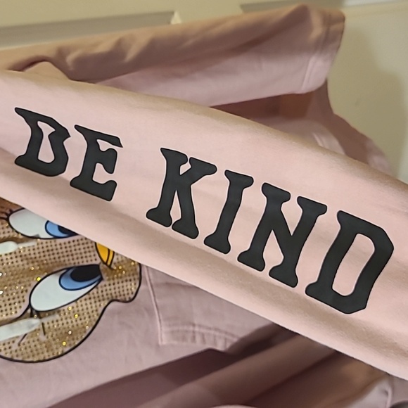 Looney Tunes Tweety "Be Kind" Bedazzled Hoodie - Picture 5 of 6